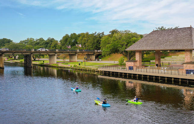 Kayaking on Cane River in Natchitoches