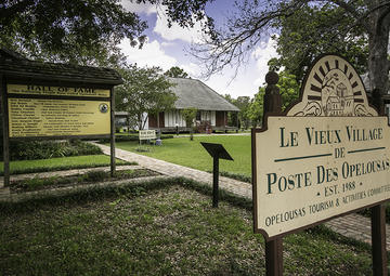 Le Vieux Village Historical Park and Museum